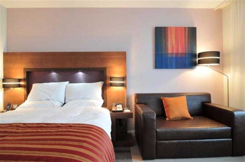 Ac Hotel By Marriott Manchester Salford Quays Kamer foto